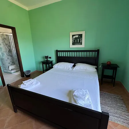 Casa vacanze Casale Dell'olmo *